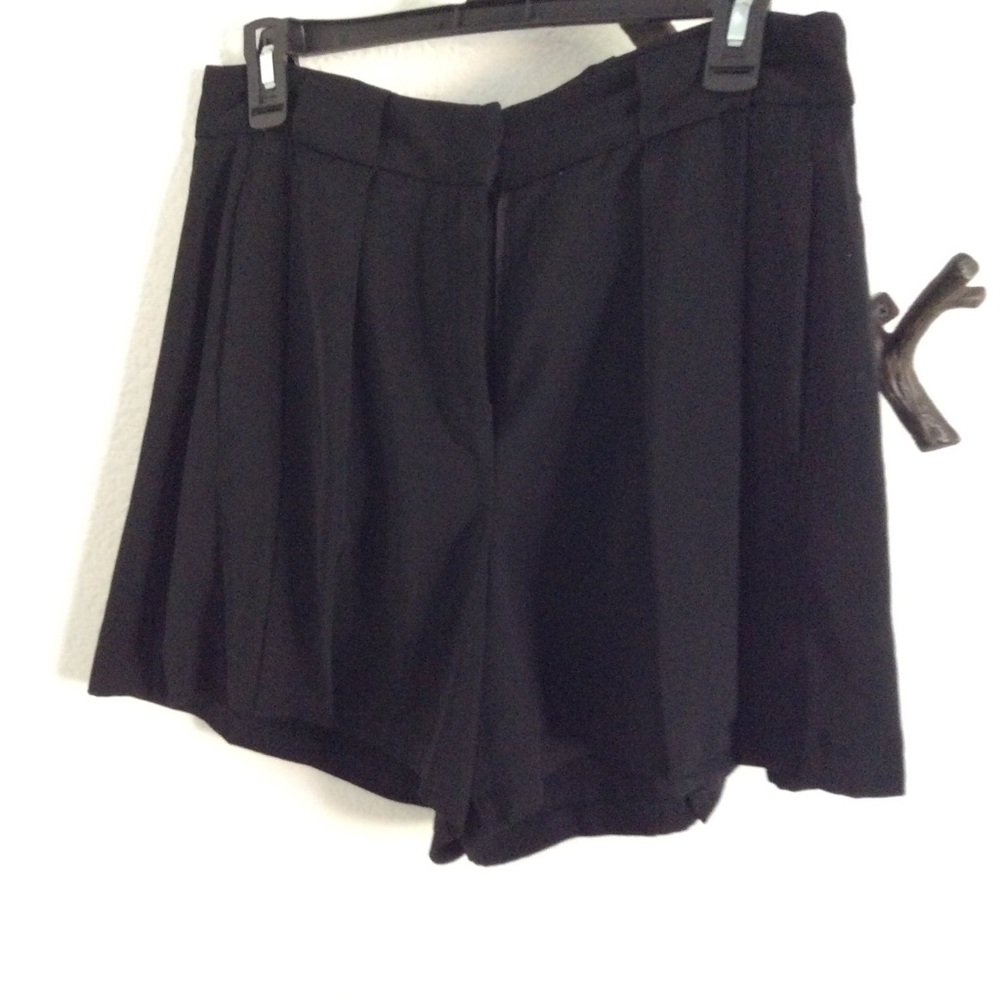 Jennifer Lopez high waisted dress shorts